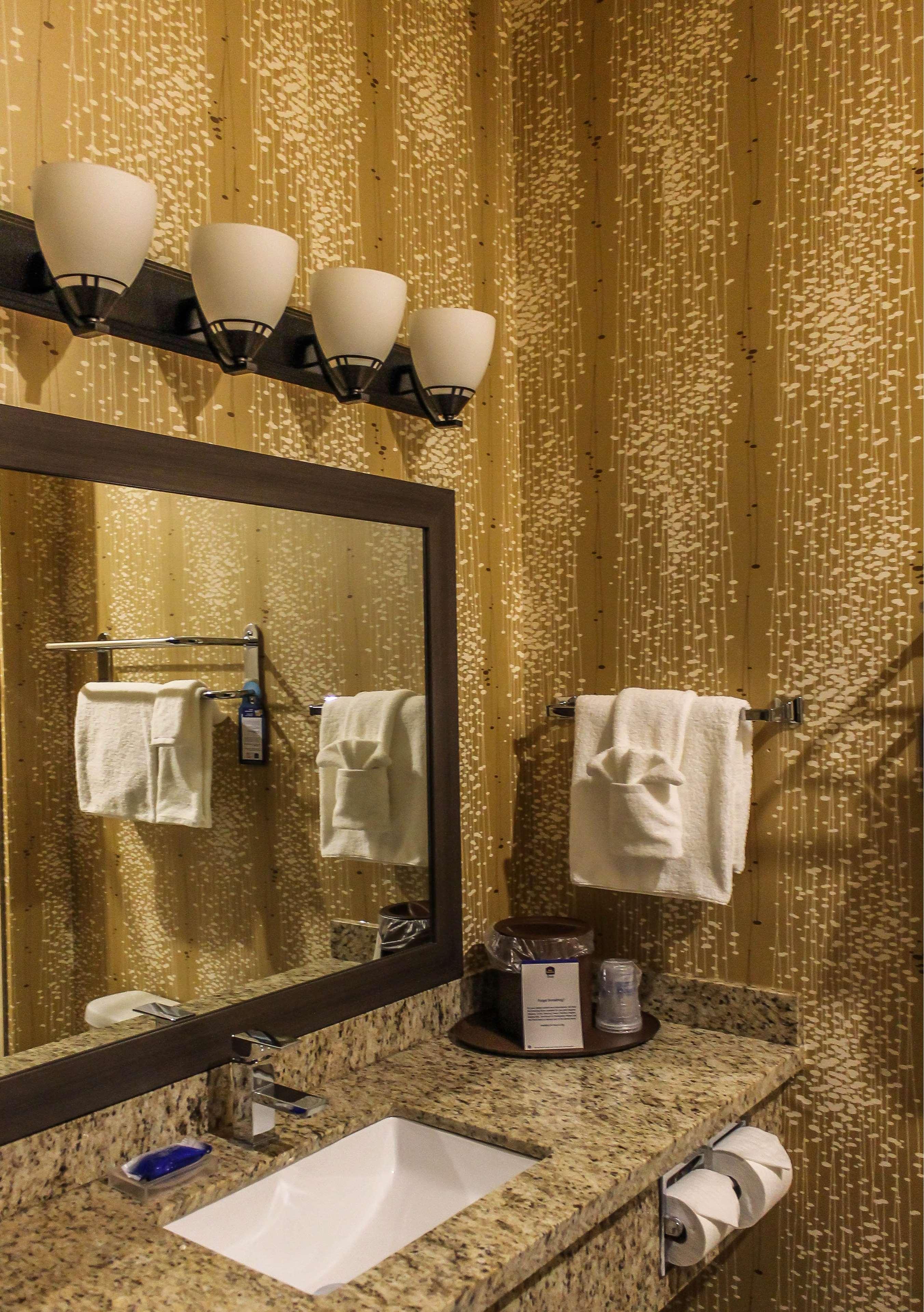Best Western Plus Moosomin Hotel Buitenkant foto