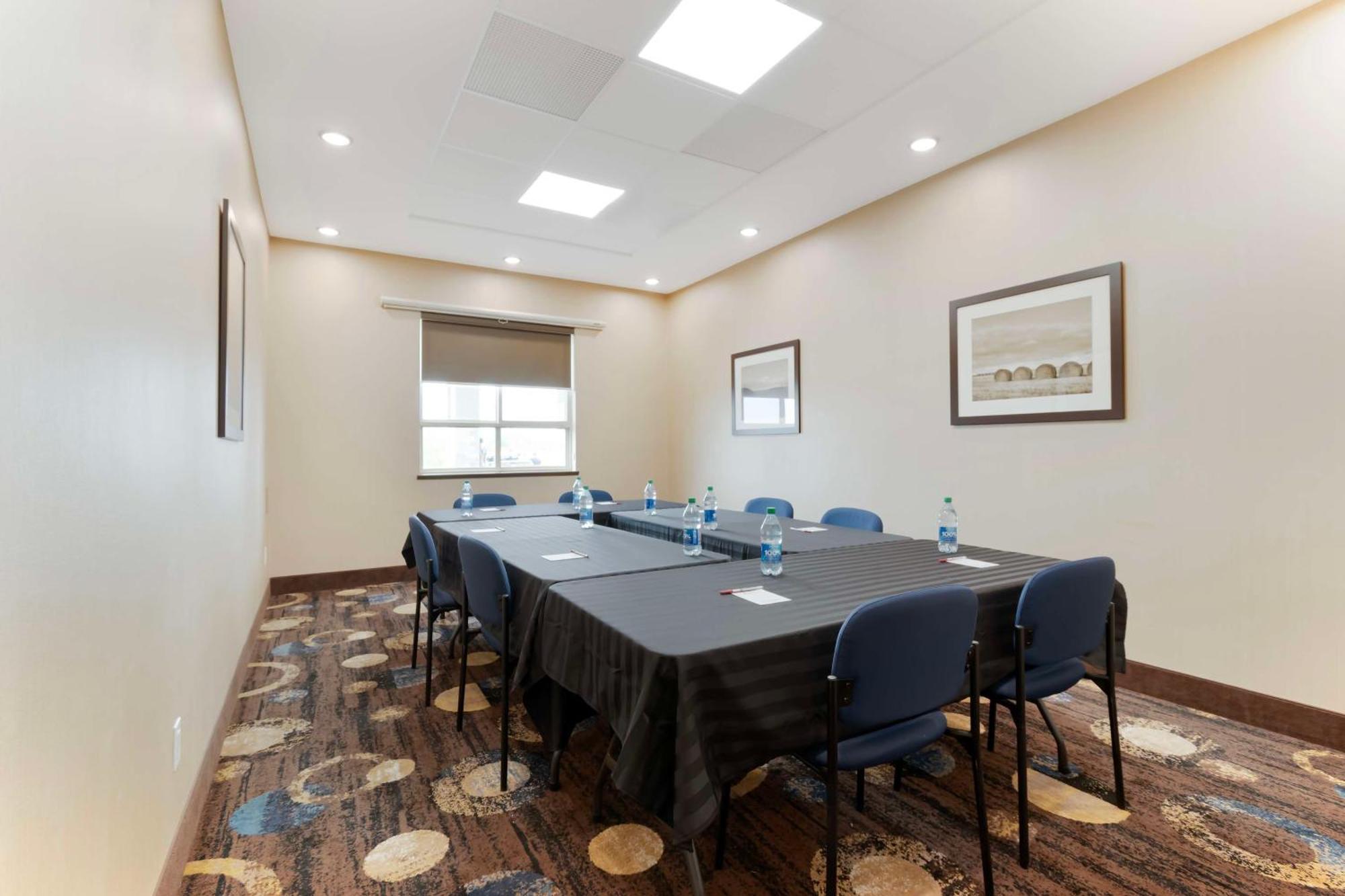 Best Western Plus Moosomin Hotel Buitenkant foto