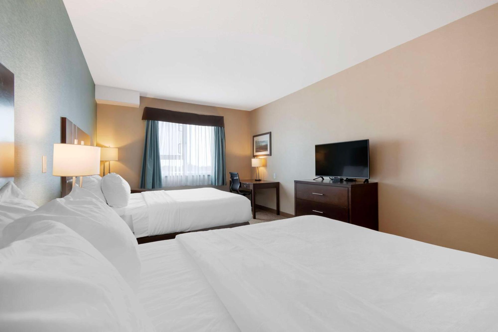 Best Western Plus Moosomin Hotel Buitenkant foto