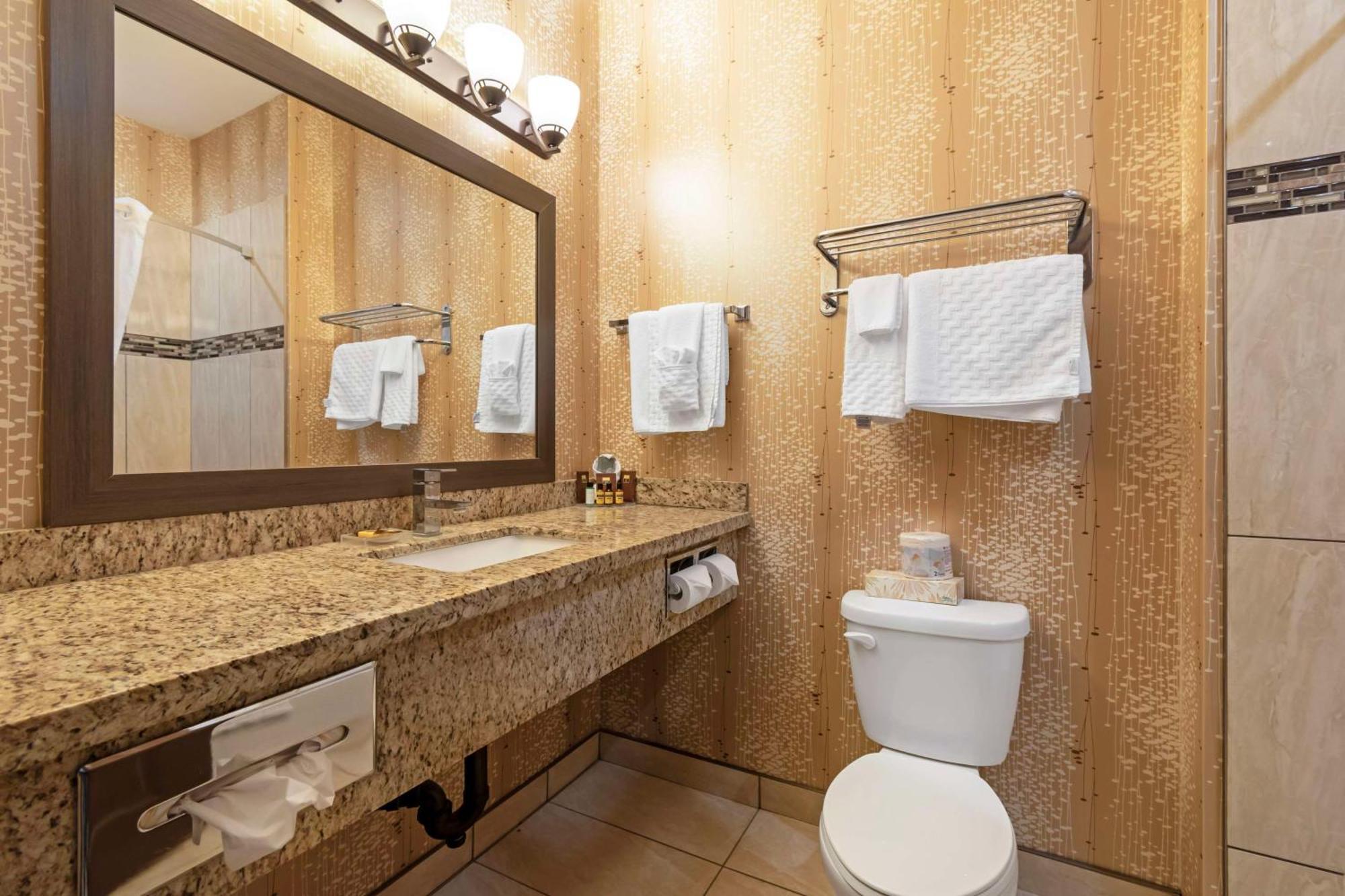 Best Western Plus Moosomin Hotel Buitenkant foto