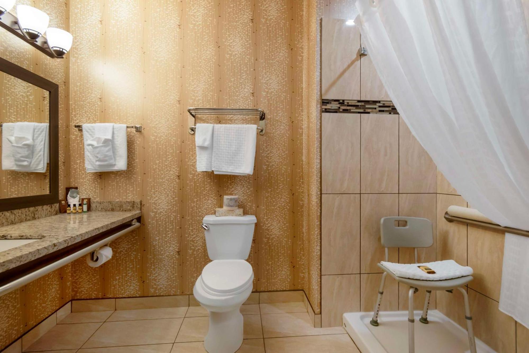 Best Western Plus Moosomin Hotel Buitenkant foto