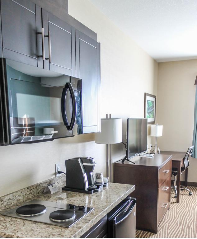 Best Western Plus Moosomin Hotel Kamer foto