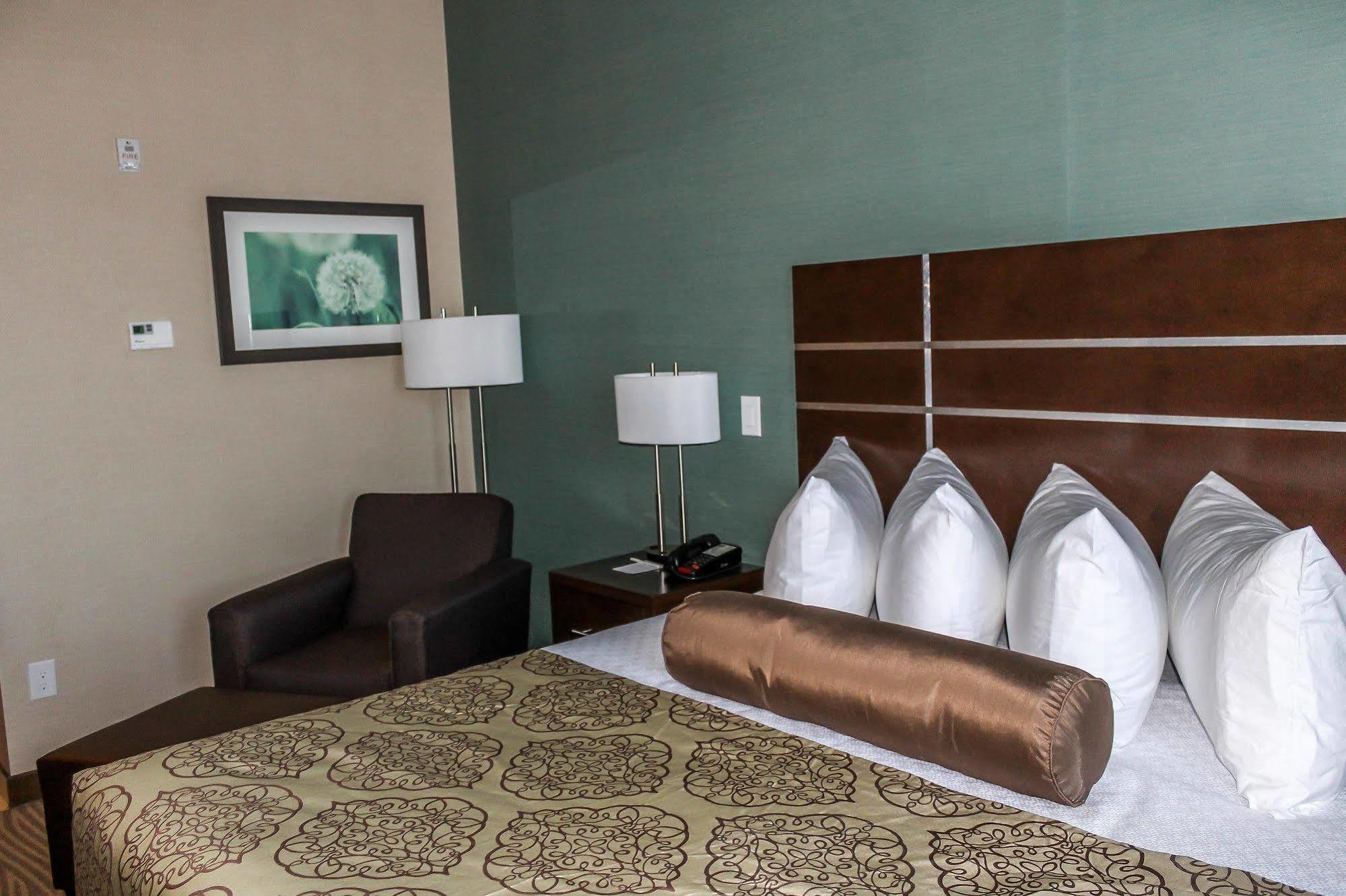 Best Western Plus Moosomin Hotel Buitenkant foto