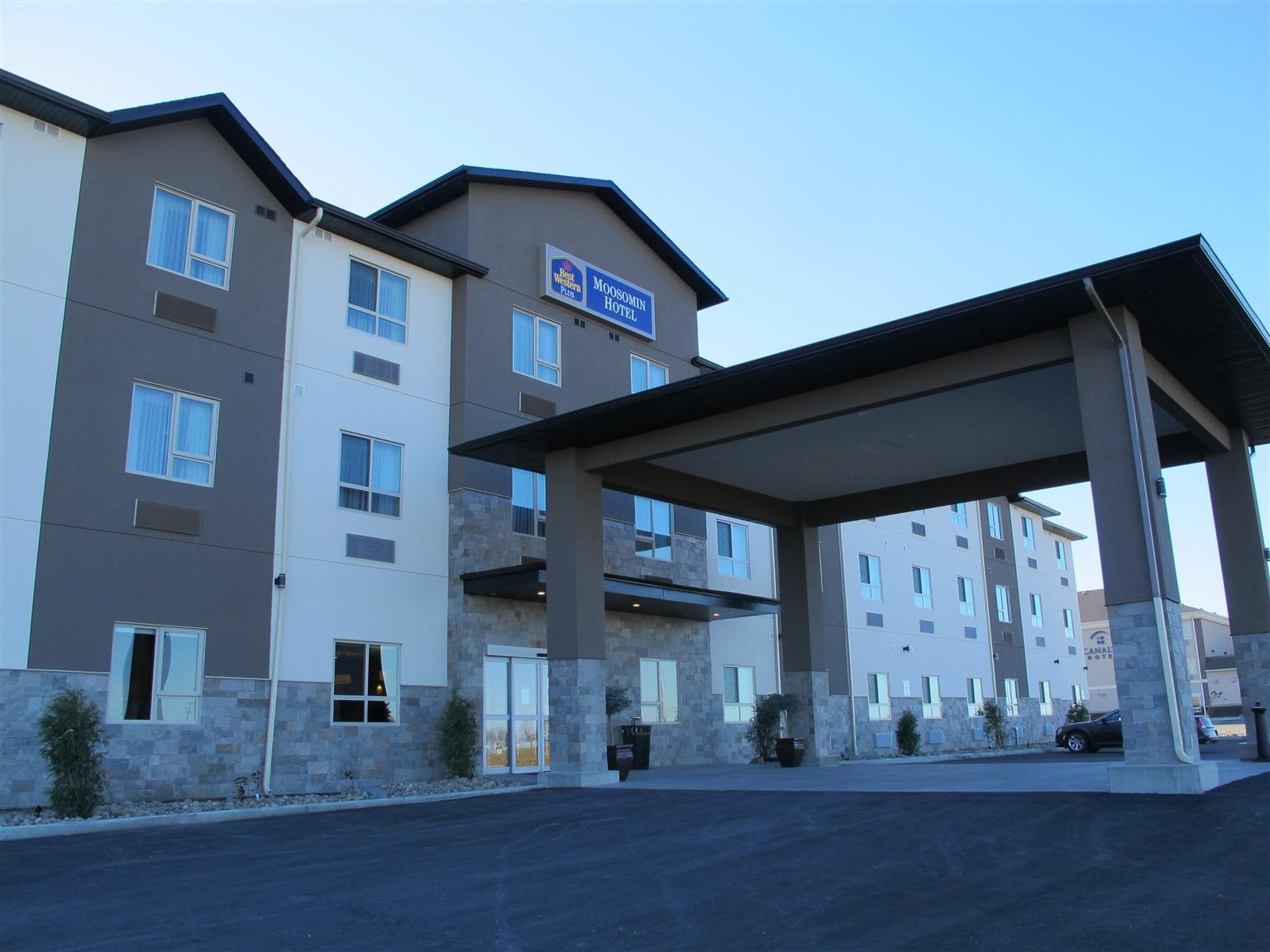 Best Western Plus Moosomin Hotel Buitenkant foto
